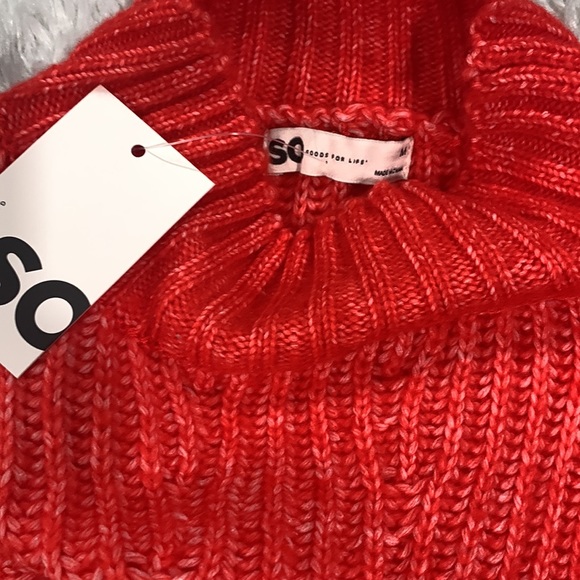 Kohls, brand new, neon pinkish sweater, size M or 6. - Picture 4 of 5